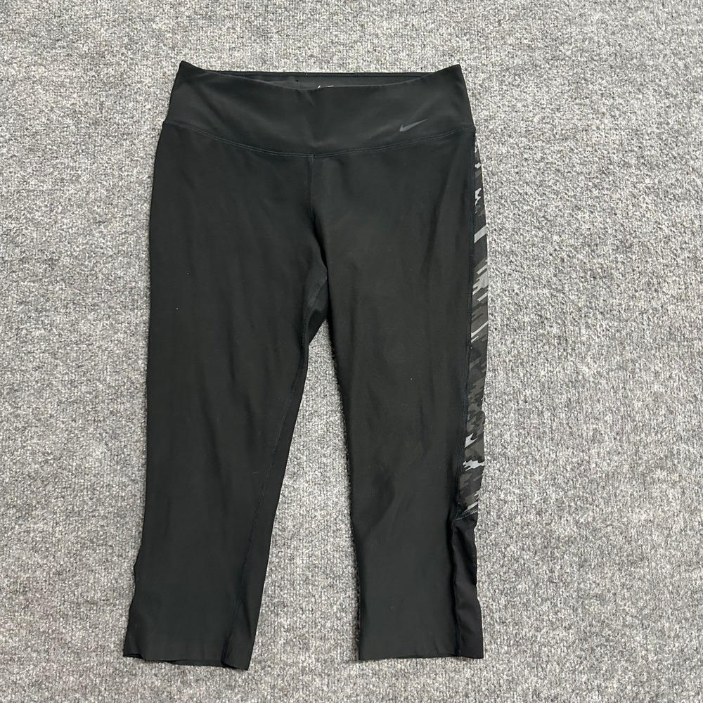 Nike Leggings Womens Size M Black Camo Dri-Fit Mesh Trim Cropped Athletic Pants